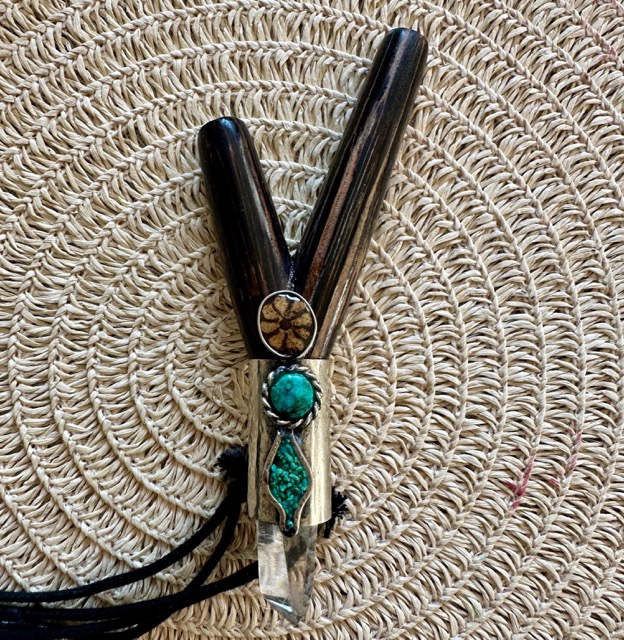 Kuripe Chonta Aya Crystal zepředu &ndash; La Herba